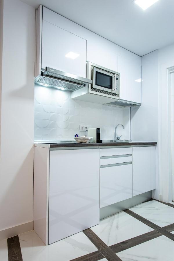 Apartamentos Hervas Suites エクステリア 写真