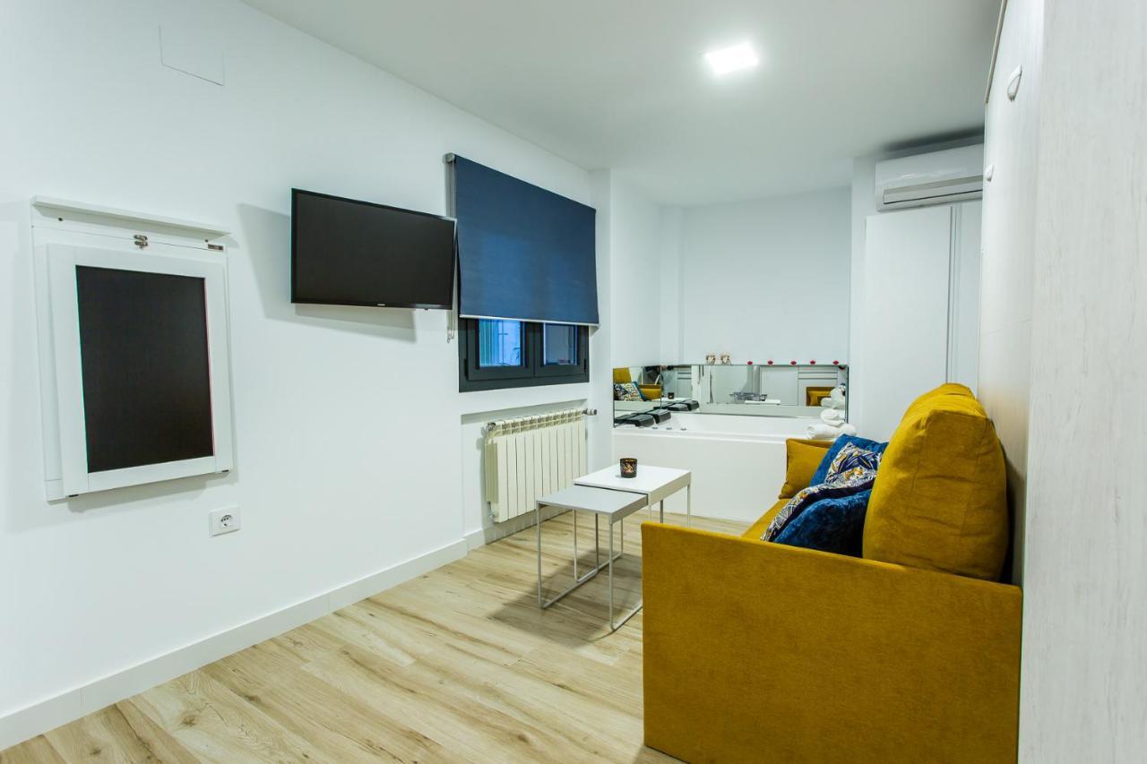 Apartamentos Hervas Suites エクステリア 写真