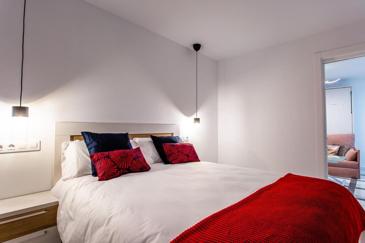 Apartamentos Hervas Suites エクステリア 写真