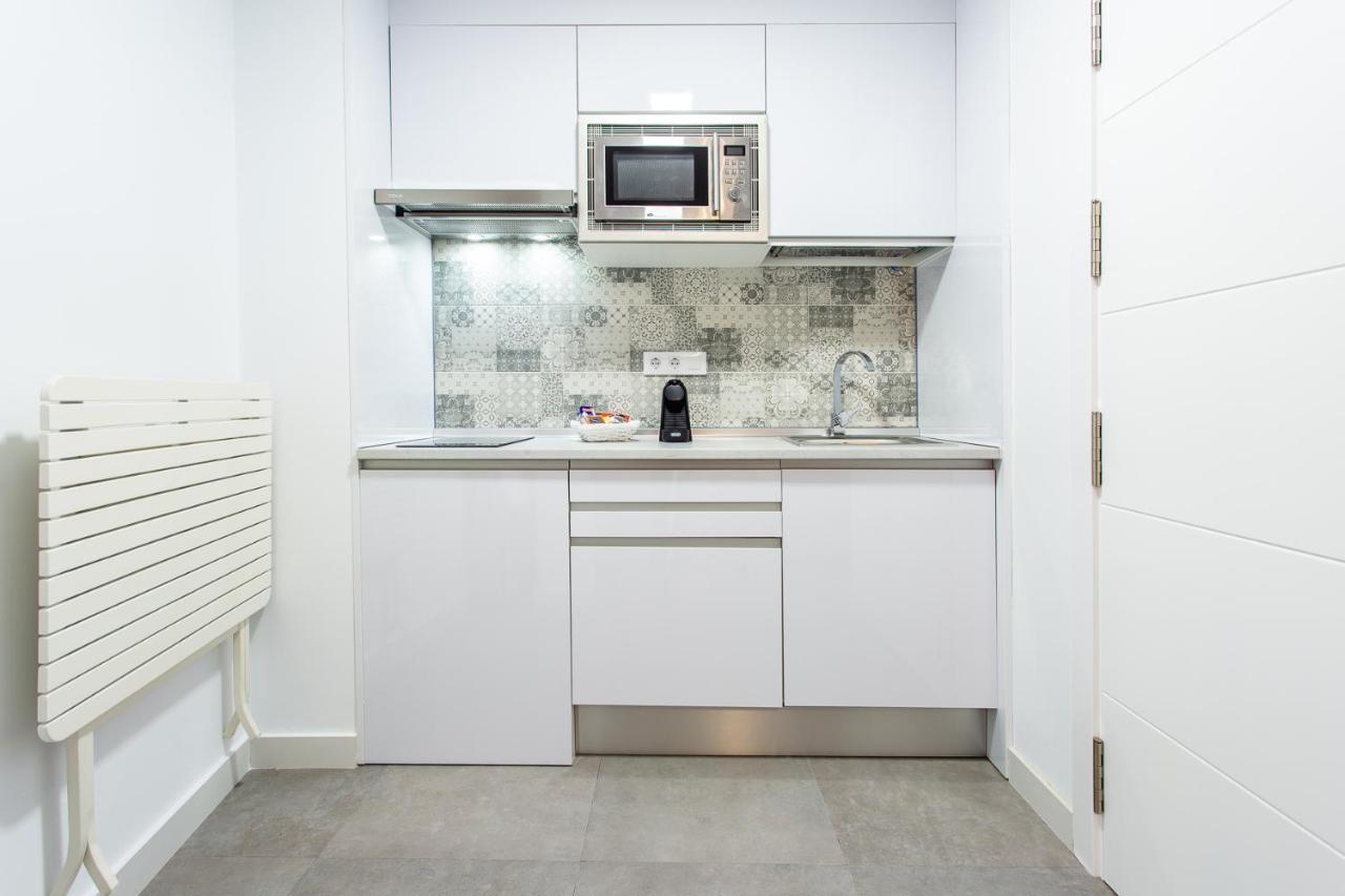 Apartamentos Hervas Suites エクステリア 写真