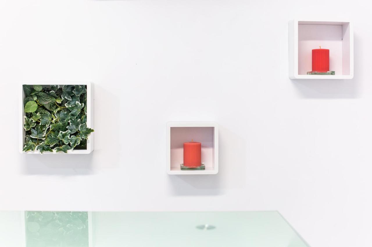 Apartamentos Hervas Suites エクステリア 写真