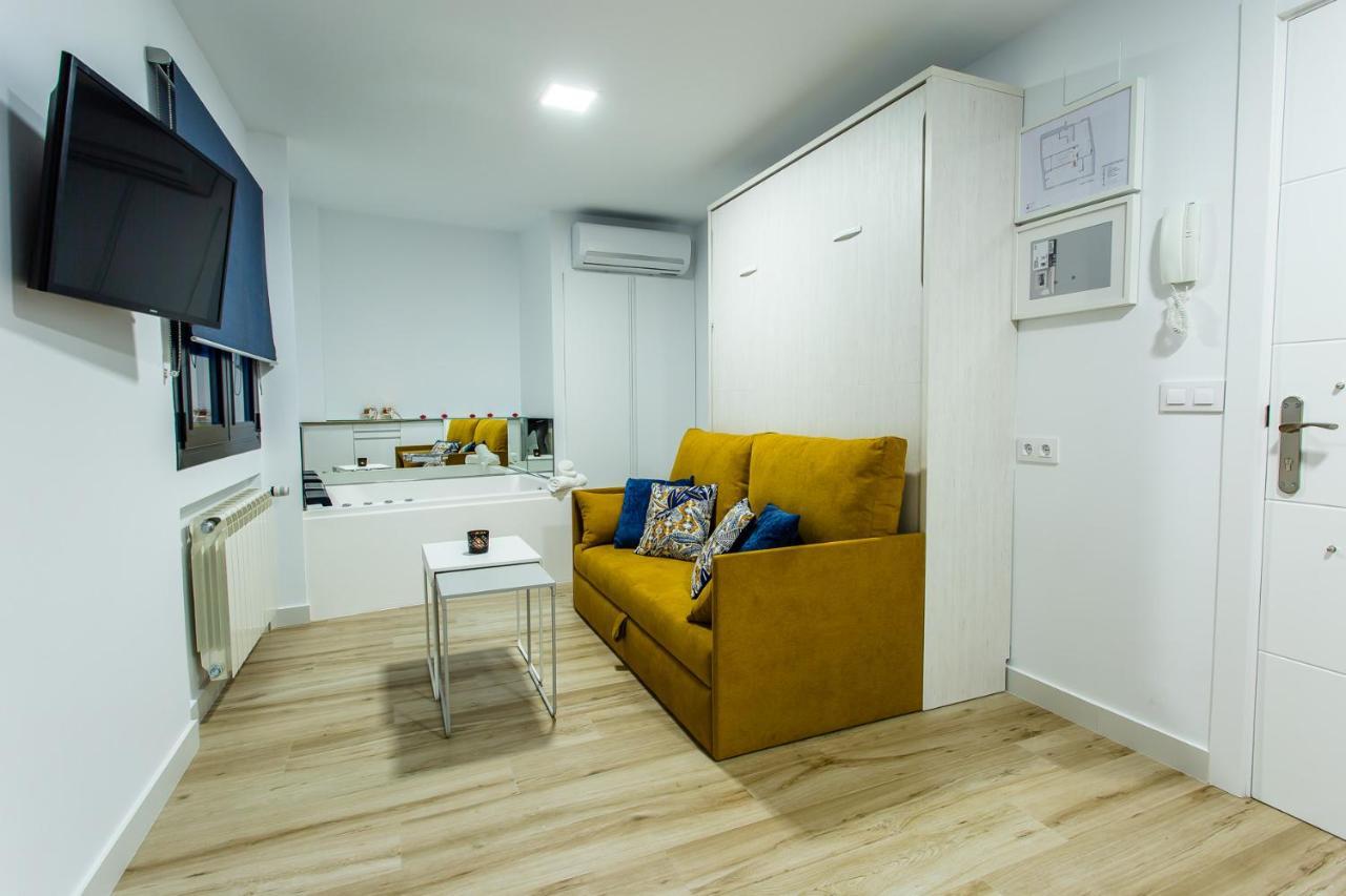 Apartamentos Hervas Suites エクステリア 写真