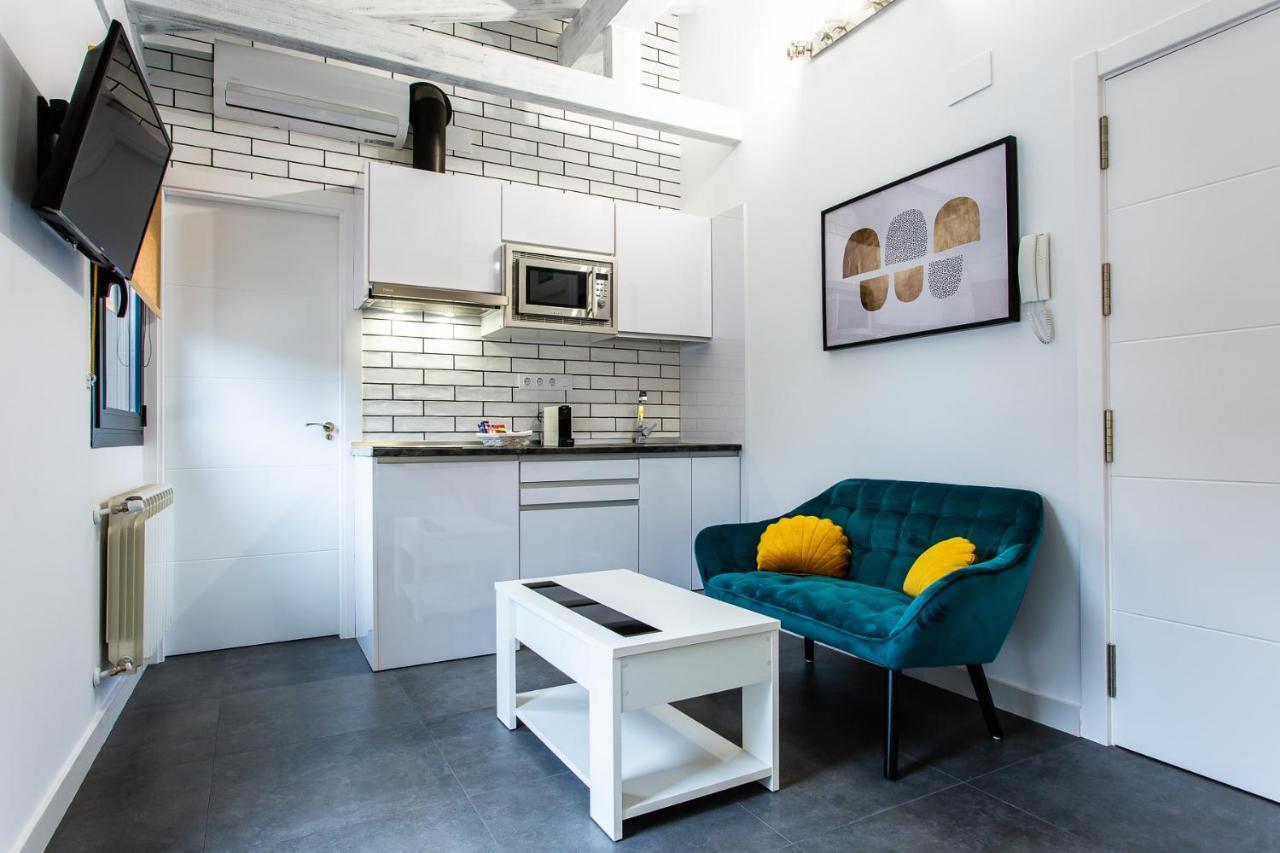 Apartamentos Hervas Suites エクステリア 写真