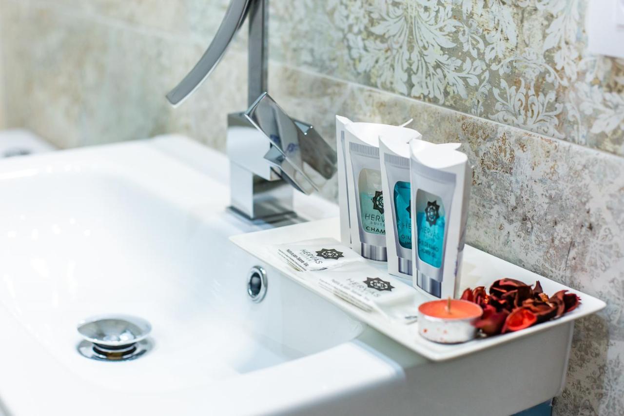 Apartamentos Hervas Suites エクステリア 写真